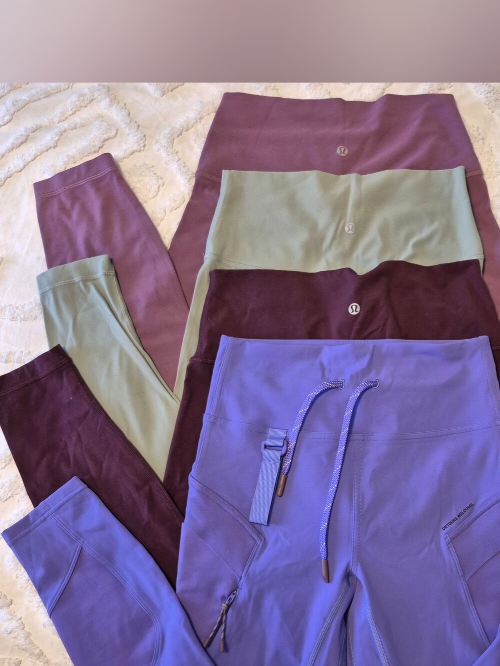 Bundle Lululemon Pants size 6-8